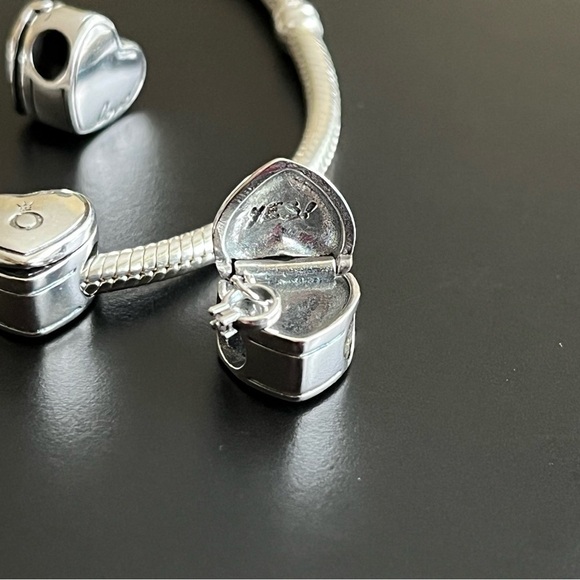 Sterling Silver "YES" Engagement Ring in Box Charm - Picture 1 of 4